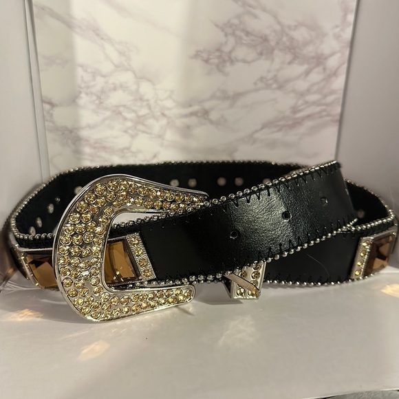 38” long Rhinestone Cowgirl Country Belt Heavy Well Made All Stones - like new! main image 7